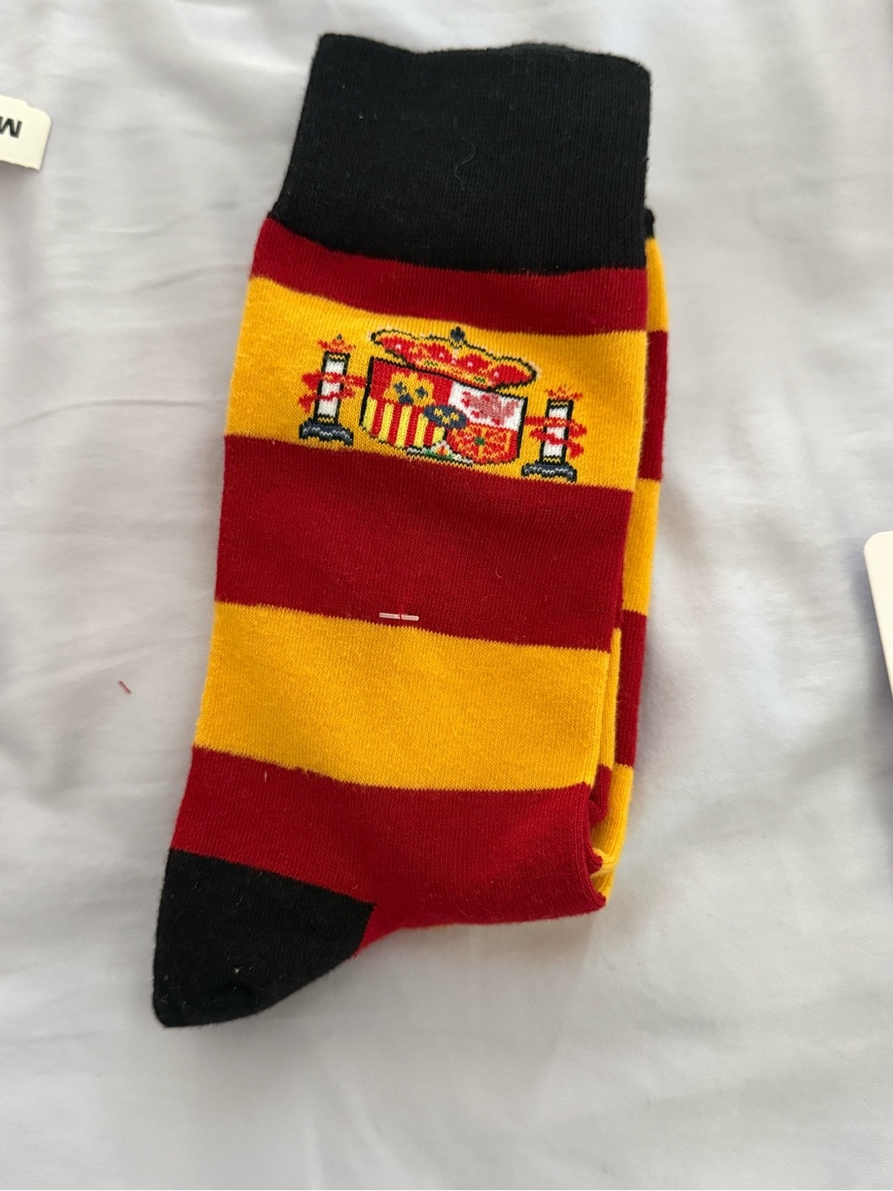 Spain Soccer Fan Pack - FIFA Scarf, Hoodie Spain Flag, Socks & bracelet (NEW) - Picture 7 of 8